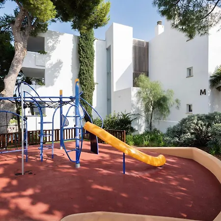 アパートホテル イントゥロテル エスメラルダ パーク Cala D´Or